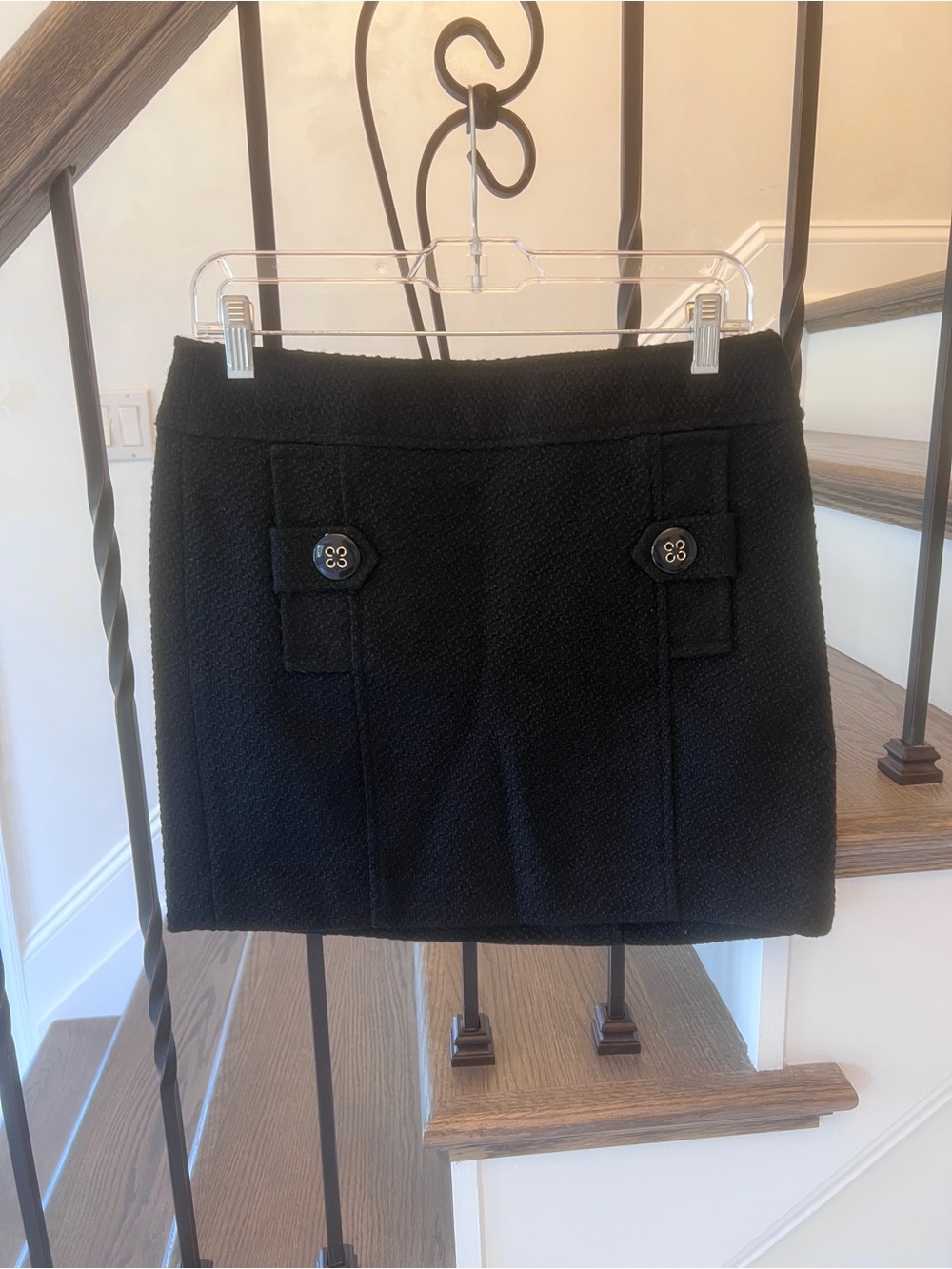 NWT Banana Republic Tweed Mini Skirt with Accent Buttons – Size 4